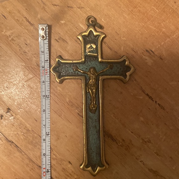 Vintage Brass Crucifix - Picture 3 of 4
